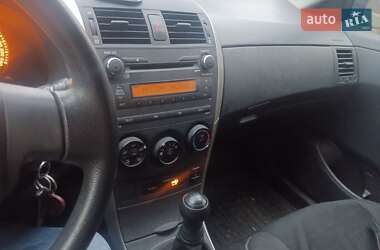 Седан Toyota Corolla 2008 в Києві