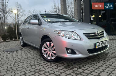 Седан Toyota Corolla 2008 в Львові