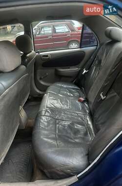 Седан Toyota Corolla 2000 в 