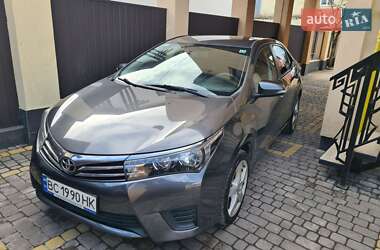 Седан Toyota Corolla 2013 в Львові