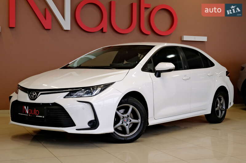 Седан Toyota Corolla 2021 в Одессе