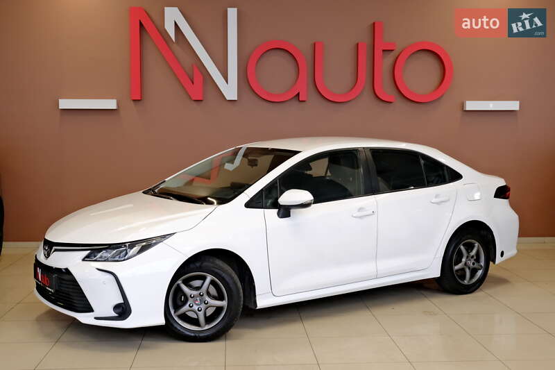 Седан Toyota Corolla 2021 в Одессе