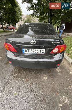 Седан Toyota Corolla 2008 в Ивано-Франковске