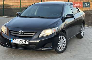 Седан Toyota Corolla 2009 в Луцьку