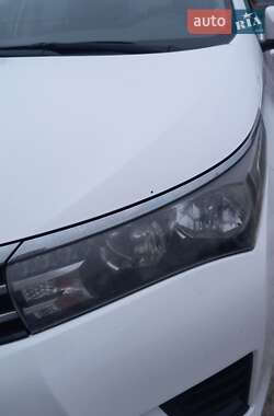 Седан Toyota Corolla 2014 в 