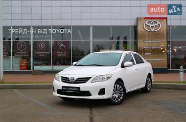 Седан Toyota Corolla 2011 в Києві