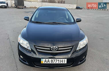 Седан Toyota Corolla 2008 в Киеве