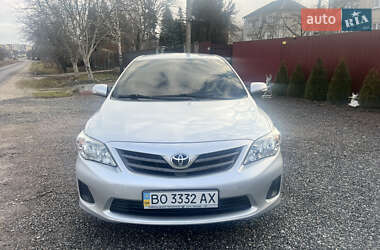 Седан Toyota Corolla 2011 в Кременце