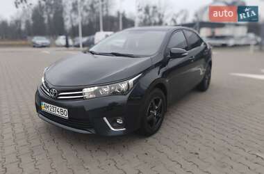 Седан Toyota Corolla 2013 в Житомире