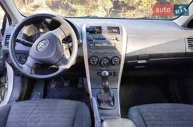 Седан Toyota Corolla 2007 в Бучі