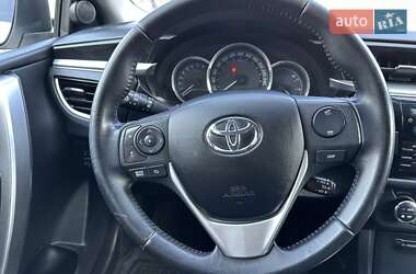 Седан Toyota Corolla 2013 в Одессе