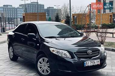 Седан Toyota Corolla 2009 в Киеве