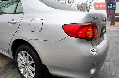 Седан Toyota Corolla 2009 в Киеве