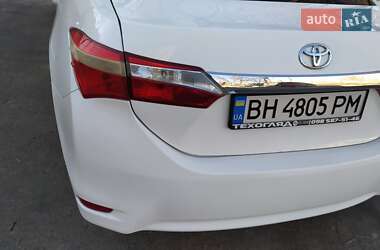 Седан Toyota Corolla 2018 в 