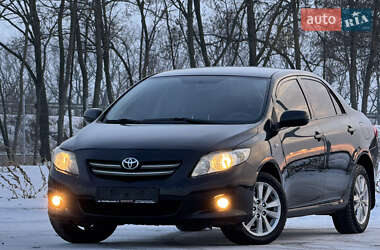 Седан Toyota Corolla 2009 в Днепре