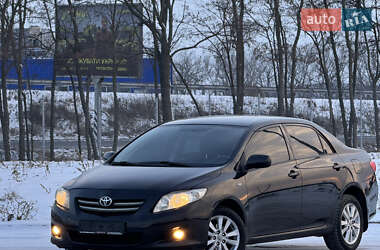 Седан Toyota Corolla 2009 в Днепре