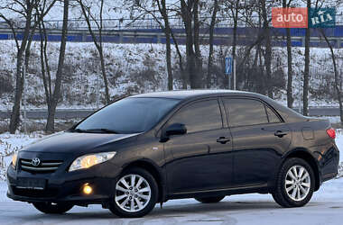 Седан Toyota Corolla 2009 в Днепре