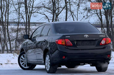 Седан Toyota Corolla 2009 в Днепре