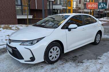 Седан Toyota Corolla 2020 в Києві