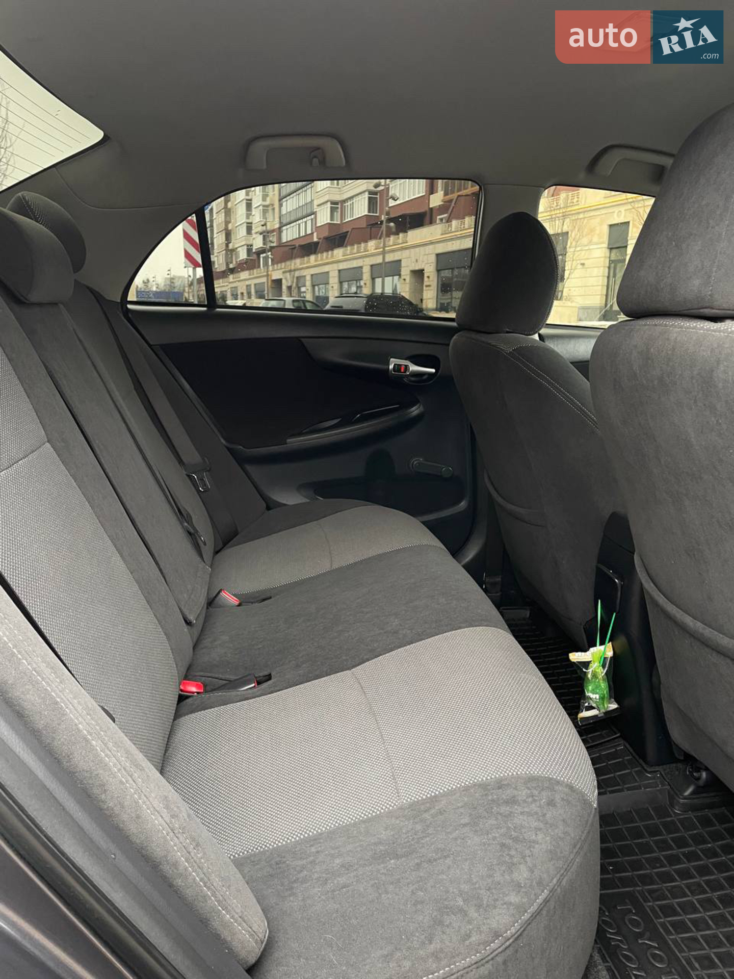 2011 Toyota Corolla - мініатюра 7