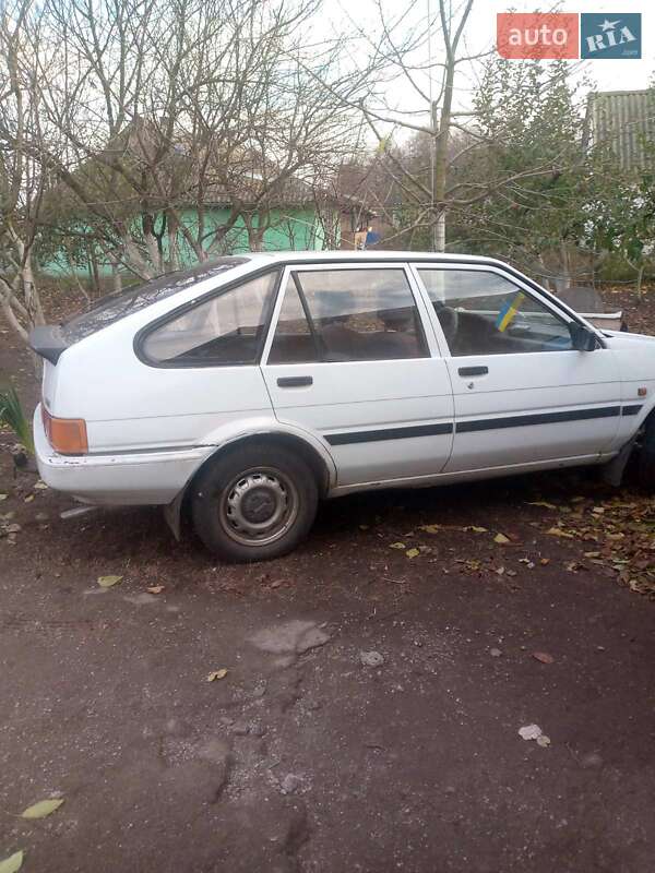 Хэтчбек Toyota Corolla 1985 в Володарке
