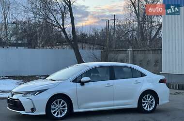 Седан Toyota Corolla 2020 в Жовтих Водах