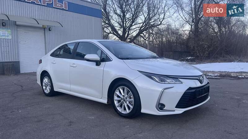 Седан Toyota Corolla 2020 в Жовтих Водах