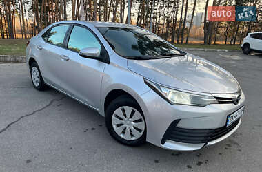 Седан Toyota Corolla 2016 в Харькове