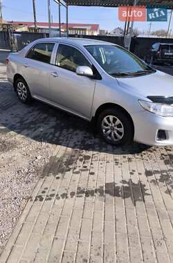 Седан Toyota Corolla 2012 в Луцке