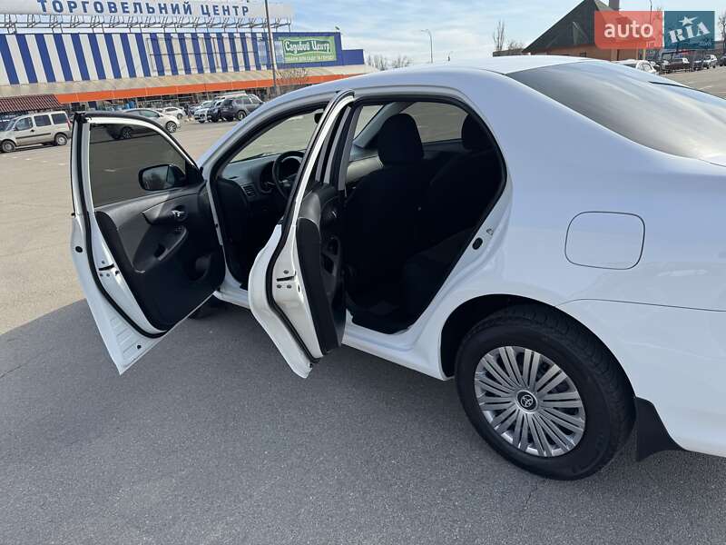 Toyota Corolla 2012