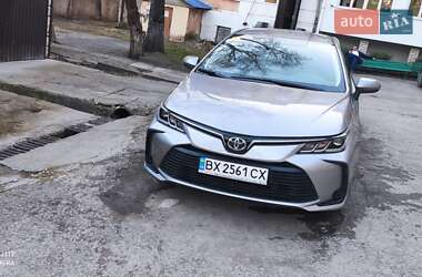 Седан Toyota Corolla 2019 в Кам'янець-Подільському