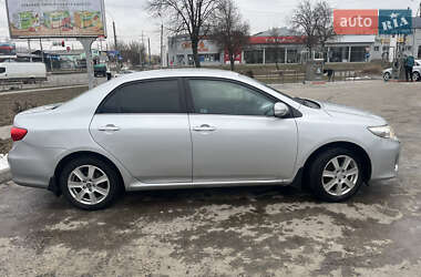 Седан Toyota Corolla 2012 в Чернігові