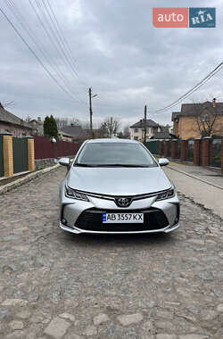 Седан Toyota Corolla 2019 в Виннице