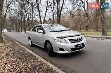 Седан Toyota Corolla 2009 в Киеве