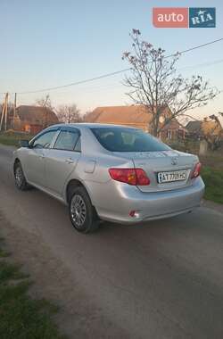Седан Toyota Corolla 2009 в 