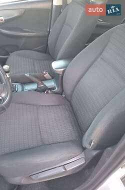 Седан Toyota Corolla 2009 в 