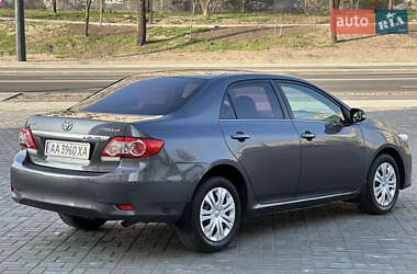 Седан Toyota Corolla 2012 в 
