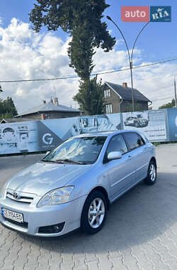 Хетчбек Toyota Corolla 2006 в Чернівцях