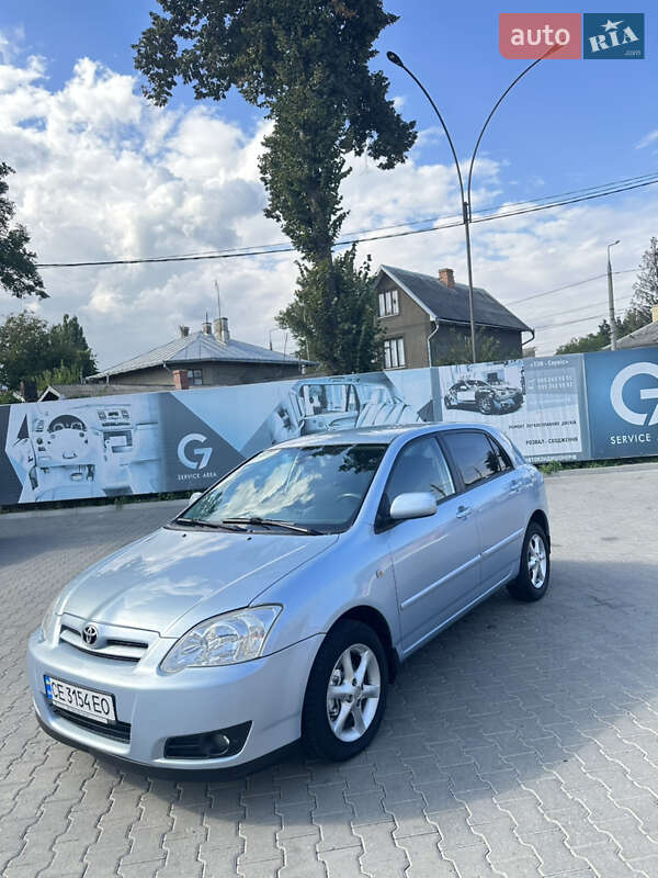Хетчбек Toyota Corolla 2006 в Чернівцях