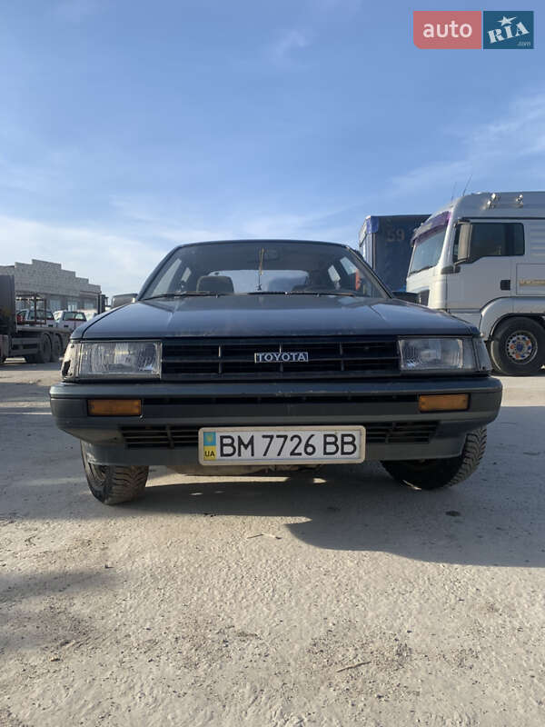 Хетчбек Toyota Corolla 1987 в 