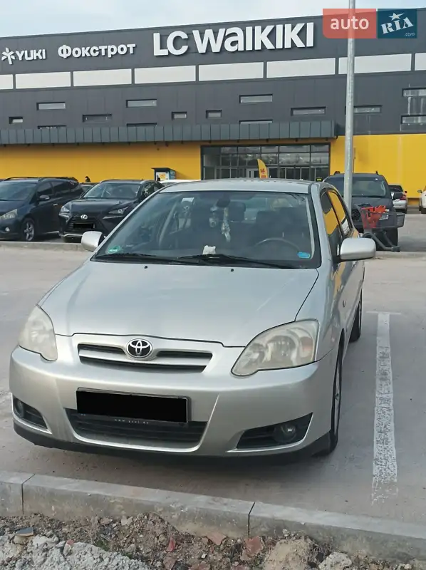 Toyota Corolla 2004