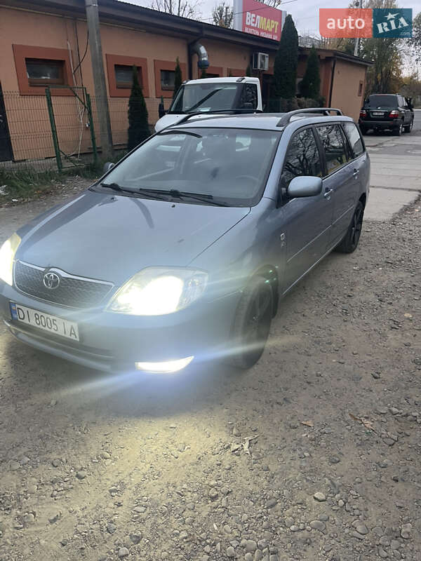 Toyota Corolla 2004