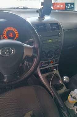 Седан Toyota Corolla 2009 в Броварах