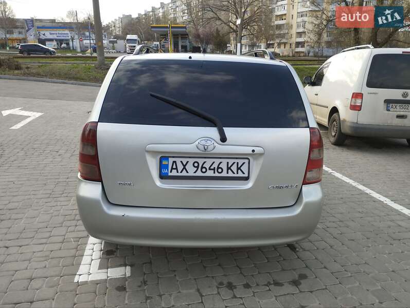 Універсал Toyota Corolla 2005 в Харкові