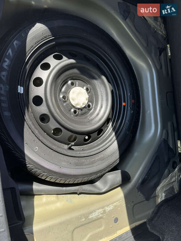 Седан Toyota Corolla 2016 в Ивано-Франковске