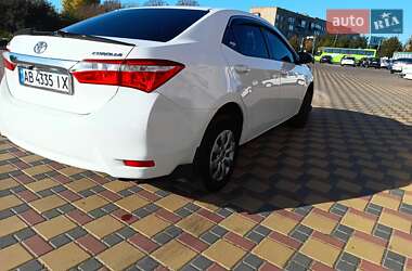 Седан Toyota Corolla 2013 в 