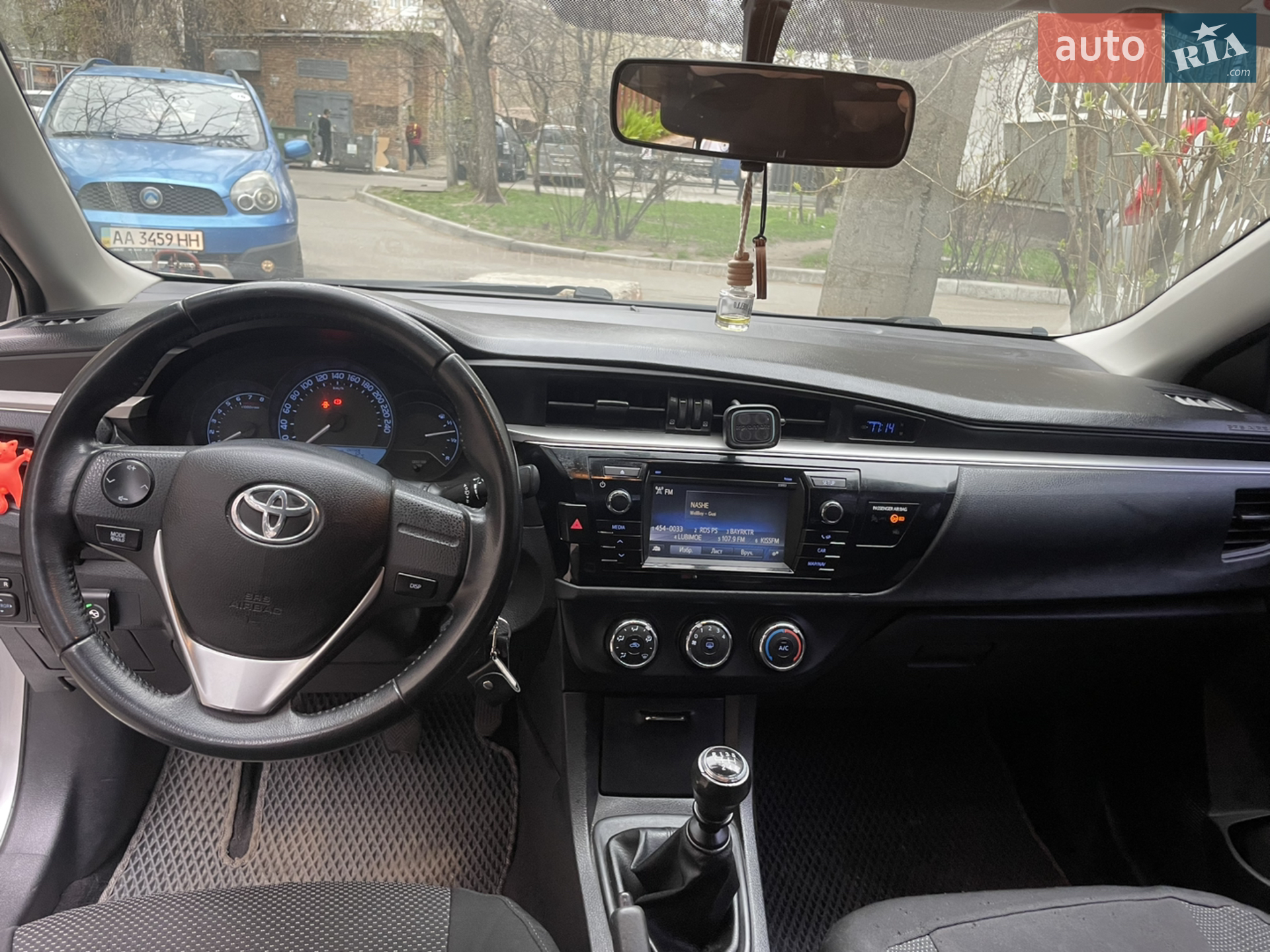 2013 Toyota Corolla - мініатюра 6