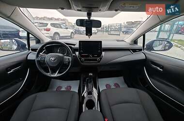 Седан Toyota Corolla 2020 в 