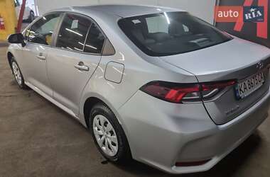 Седан Toyota Corolla 2021 в 
