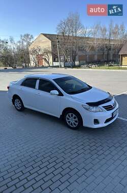 Седан Toyota Corolla 2012 в 